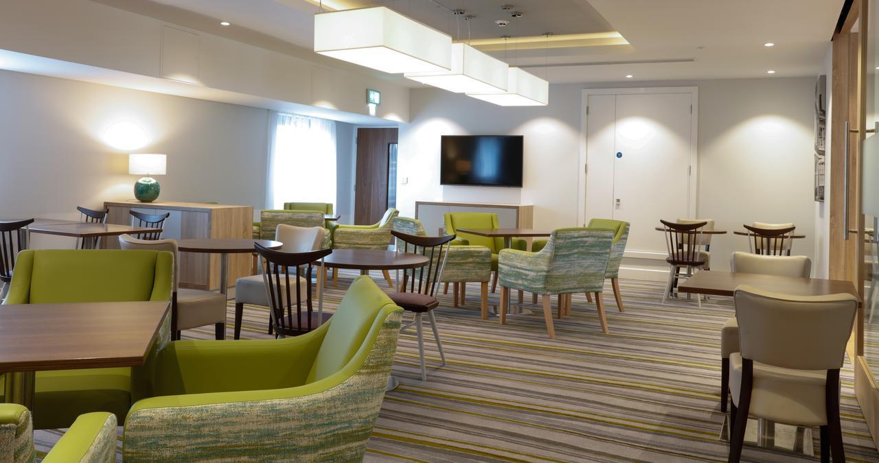 Hotel Hampton By Hilton Exeter Airport à Woodbury Extérieur photo